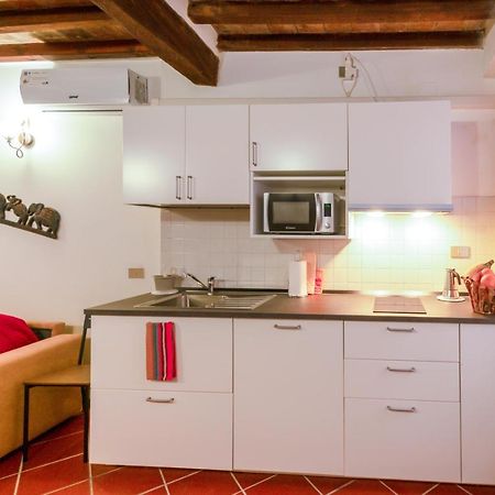 Ferienwohnung Parma Portici Antichi Monolocale A 5 Min Dal Duomo Exterior foto